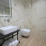 Jola * Sarande