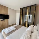 Jola Apartment *